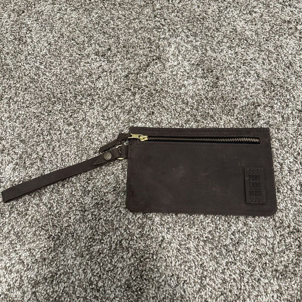 Portland Leather Goods Adriana Gray Leather Wristlet/Pouch